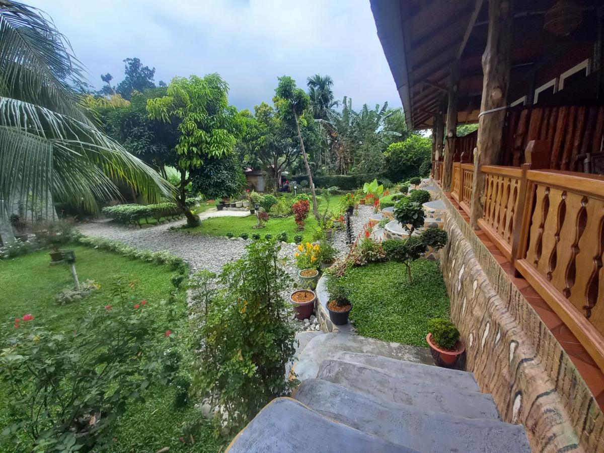 Sahnan Guest House Bukit Lawang Exterior foto