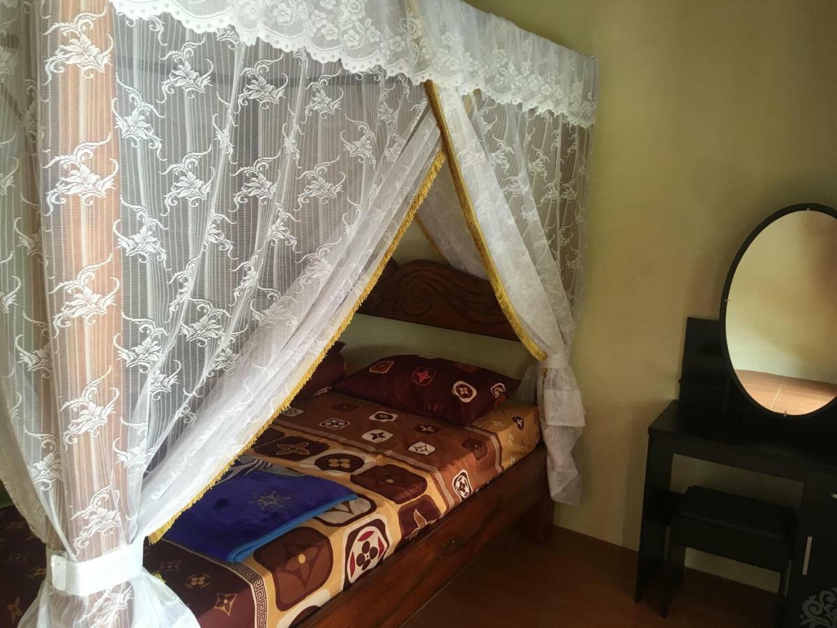 Sahnan Guest House Bukit Lawang Exterior foto