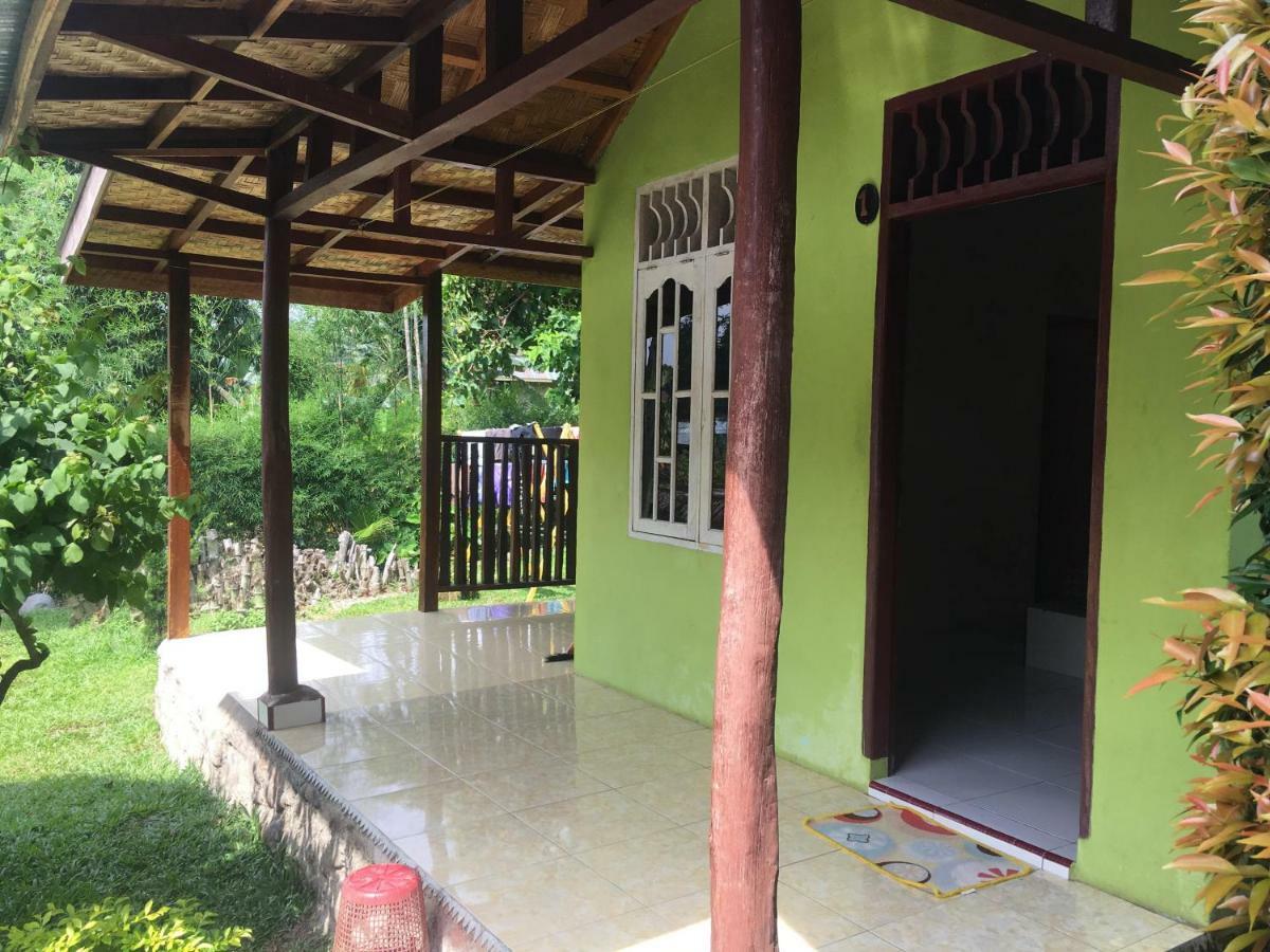 Sahnan Guest House Bukit Lawang Exterior foto